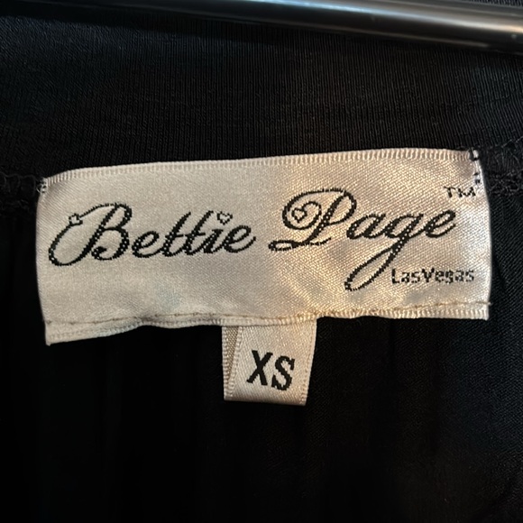 Bettie Page black blouse - Picture 4 of 4